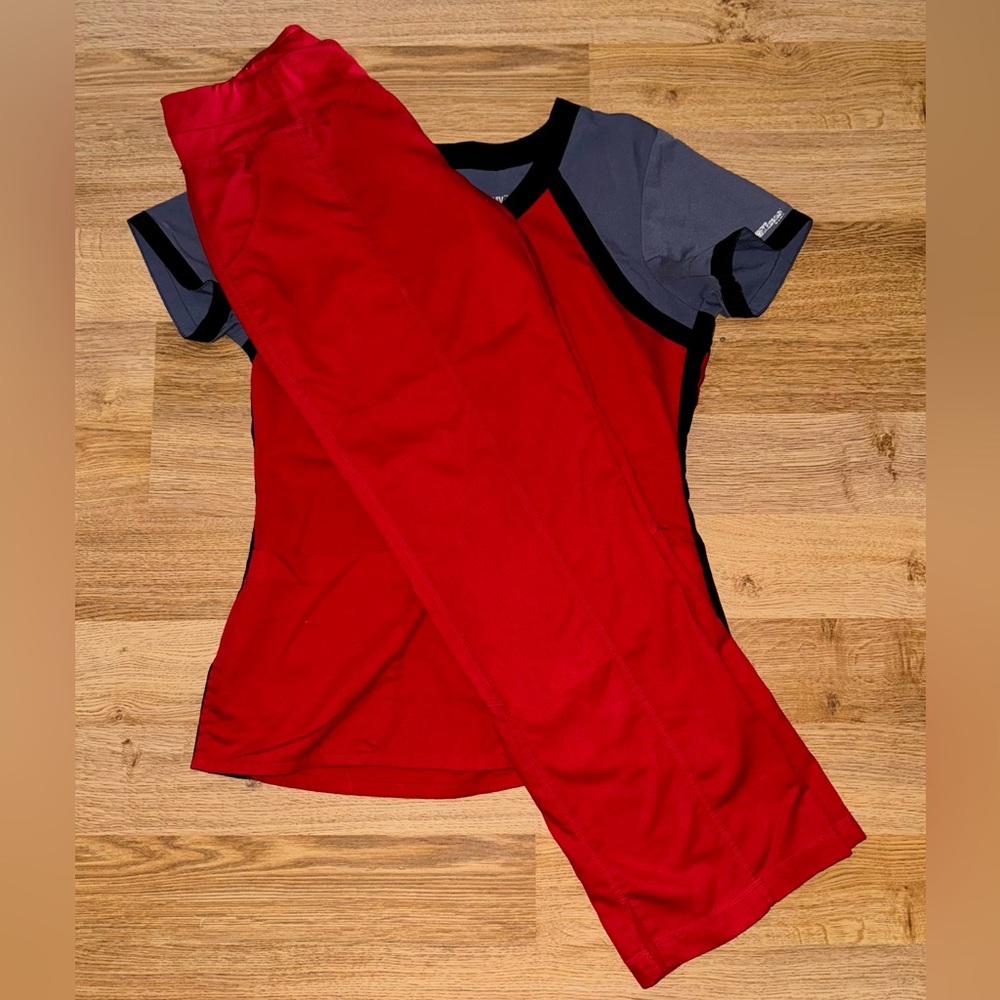 Women’s GREY’S ANATOMY Red, Gray, Black Scrub Set. Pants Sz S Petite, Top Sz S